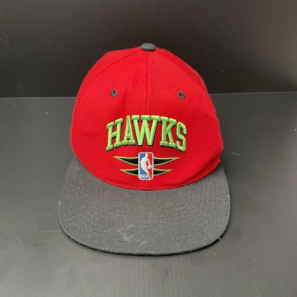 Atlanta Hawks Mitchell & Ness Adjustable Snapback Cap / Hat - Picture 4 of 4